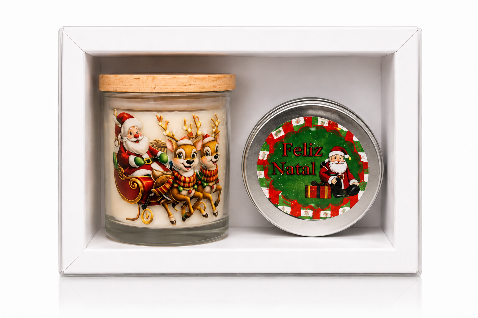 Kit Presente Natalino com vela aromática artesanal decorada com Papai Noel e renas, acompanhado de lata temática Feliz Natal em embalagem elegante para presente.